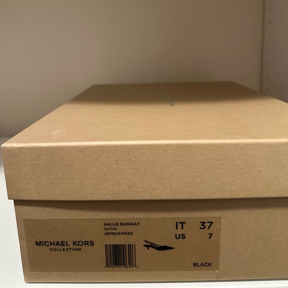 Michael Kors Collection Satin Kitten Heel - Picture 9 of 9